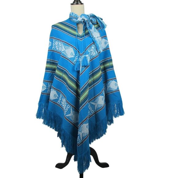 Vintage Womens Wool Aztec Fringed Scarf Neck Poncho O/S Handmade in Ecuador - Picture 1 of 7